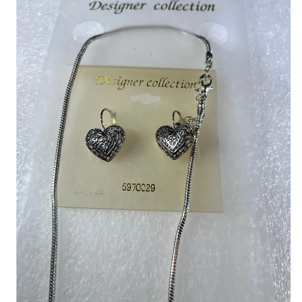 Retro Heart Shaped Reversable Picture Photo Frame Necklace Set New in Pack